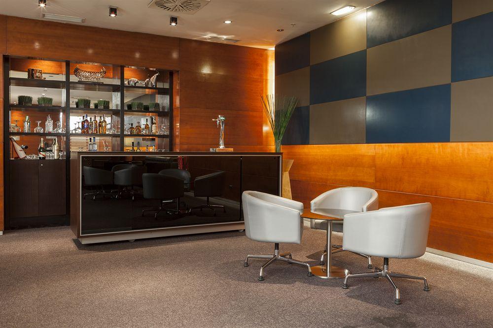 Ac Hotel Leon San Antonio By Marriott Εξωτερικό φωτογραφία