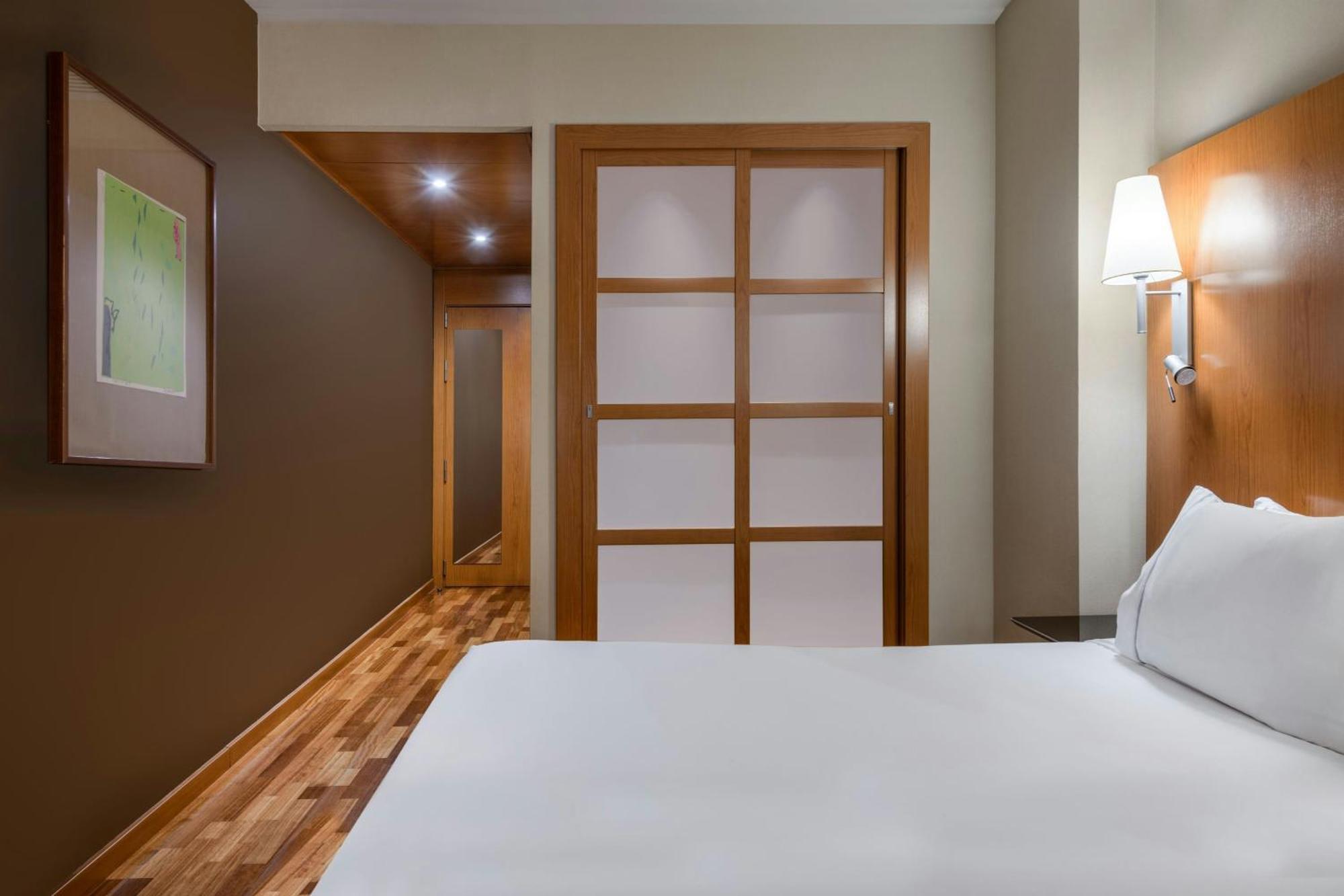 Ac Hotel Leon San Antonio By Marriott Εξωτερικό φωτογραφία