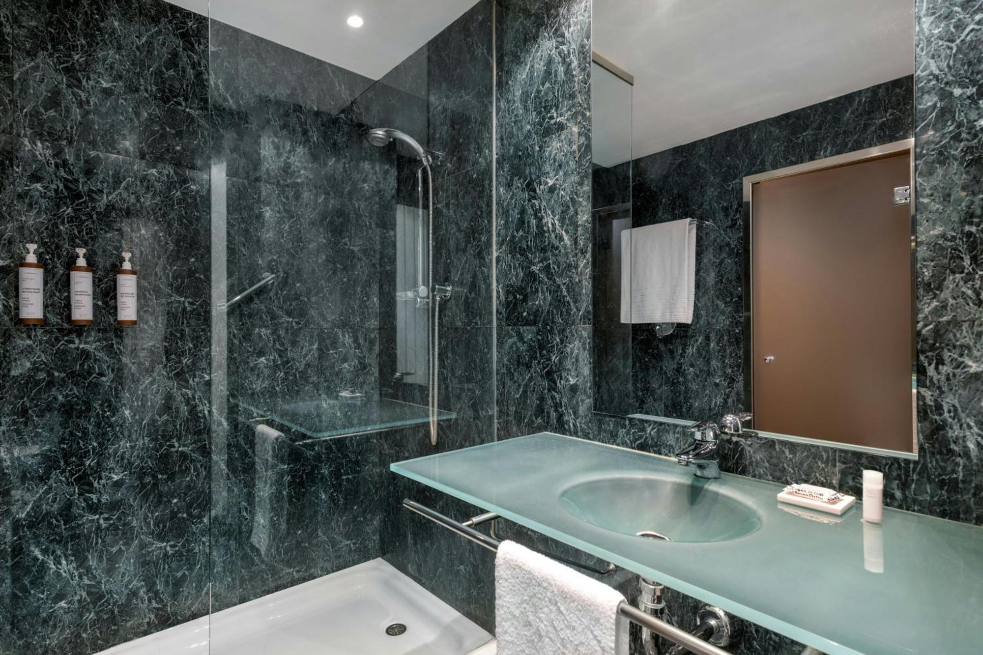 Ac Hotel Leon San Antonio By Marriott Εξωτερικό φωτογραφία